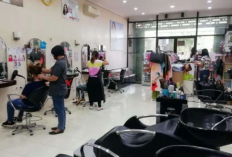 Daftar Salon Pria dan Wanita Terdekat di Surabaya Termurah 2023 : Rambut Auto Glowing Dengan Perawatan VIP Harga Terjangkau