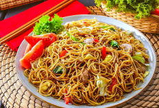 Resep Mie Goreng Spesial Untuk 50 Porsi dan Cara Buatnya, Sajian Nikmat dengan Lauk Bergizi!