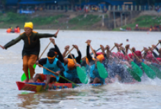 Festival Pacu Jalur Kembali Viral: Tradisi Lomba Dayung di Riau yang Mendunia dengan Tren 'Farming Aura' 