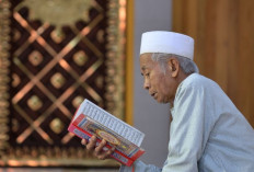 Tata Cara Membaca Doa Khatam Al Qur'an Sesuai Sunnah Rosulullah SAW, Didoakan Malaikat hingga Mendapat Syafaat di Hari Kiamat