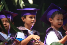 Rekomendasi Desain Spanduk Anak TK Wisuda Kekinian dan Paling Baru 2023, Bikin Acara Makin Meriah