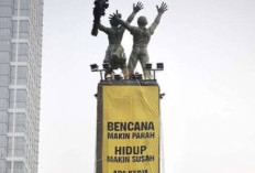 Kronologi Lengkap Aksi Berani Anggota Greenpeace Panjat Patung Selamat Datang Hingga Akhirnya Dibebaskan Oleh Polda Metro Jaya
