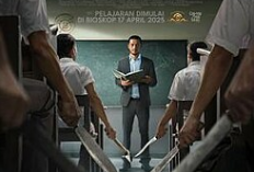 Nonton Pengepungan Di Bukit Duri (2025), Film Karangan Joko Anwar yang Menggaet Aktor Terkenal Morgan Oey dan Omara Esteghlal