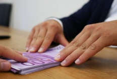 Daftar Pinjaman Online Terdaftar OJK yang Memiliki DC Lapangan, Hati-Hati! Penagihan Uang Langsung di Rumah