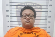 Orang Tua Tiktokers Medan Bangmorteza Alias Fikri Murtadha Disorot Setelah Kasus Penistaan Agama, Sosoknya Paling Dicari!