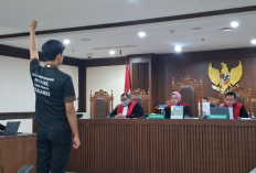 HEBOH! Aktivis Khariq Anhar Resmi Divonis 5 Bulan di Penjara Imbas dari Kasus Timpa Teks Demo Agustus